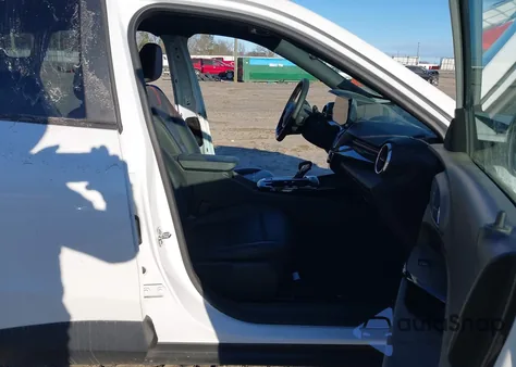 2024 Chevrolet Trax Fwd 2Rs from USA, damaged, VIN KL77LJE28RC134429